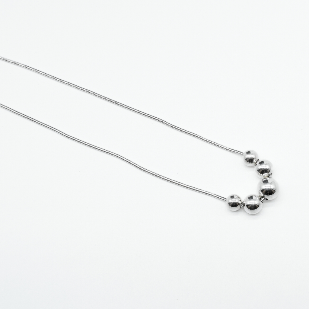Five Bead Chain in 925 Silver