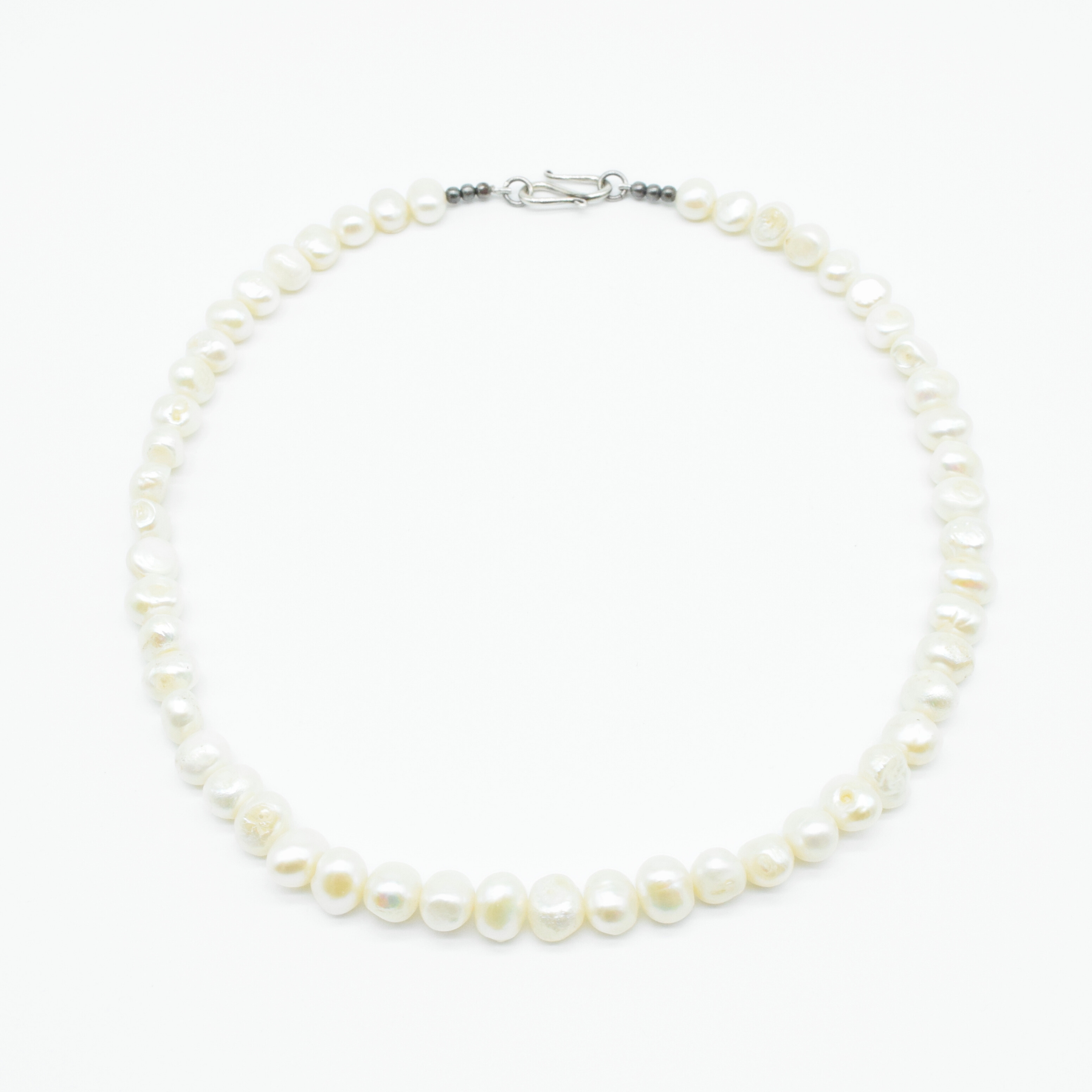 Freshwater Pearl Necklace with 925 Silver Clasp Secondary image