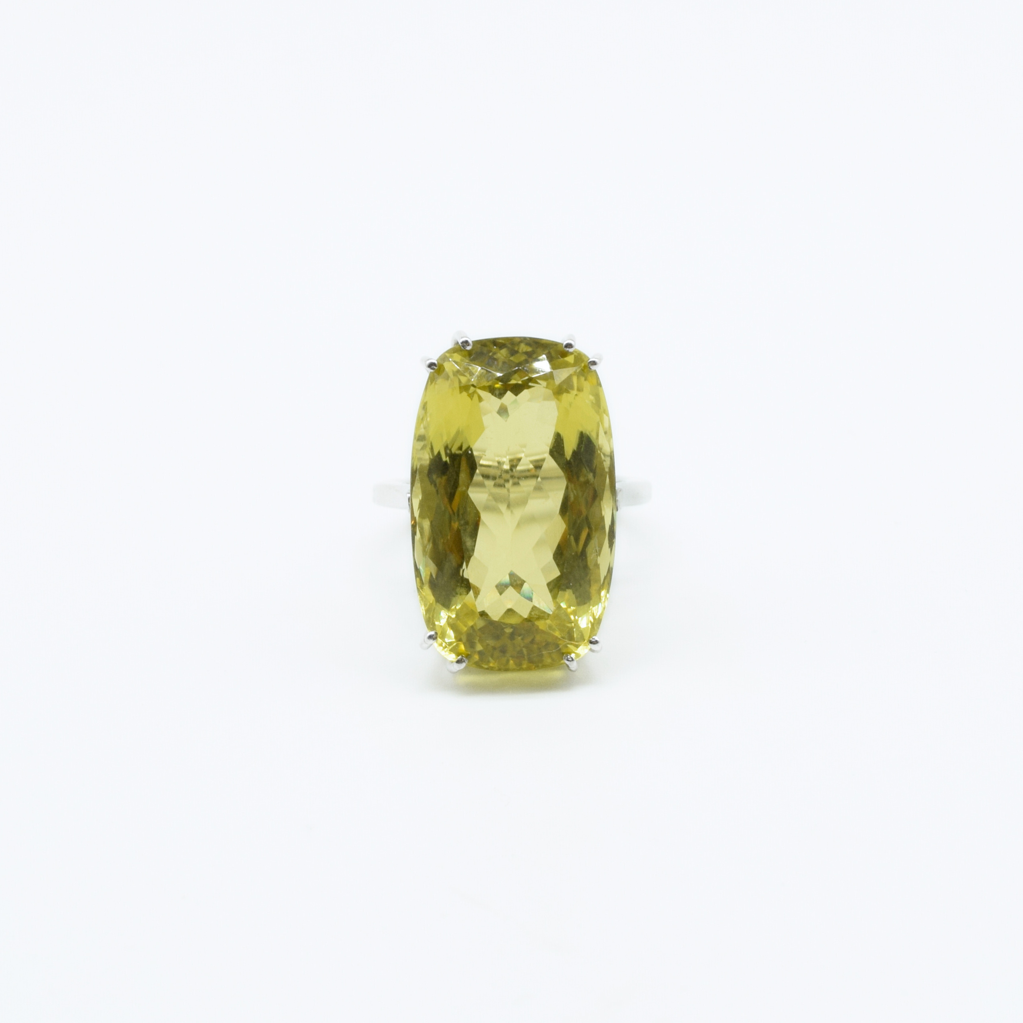 Large Faceted Lemon Topaz Ring in 925 Silver Secondary image