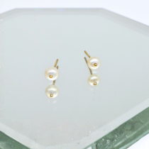 Pearl Earrings in 18K Yellow Gold