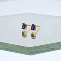 Blue Sapphire Earrings in 18K Yellow Gold