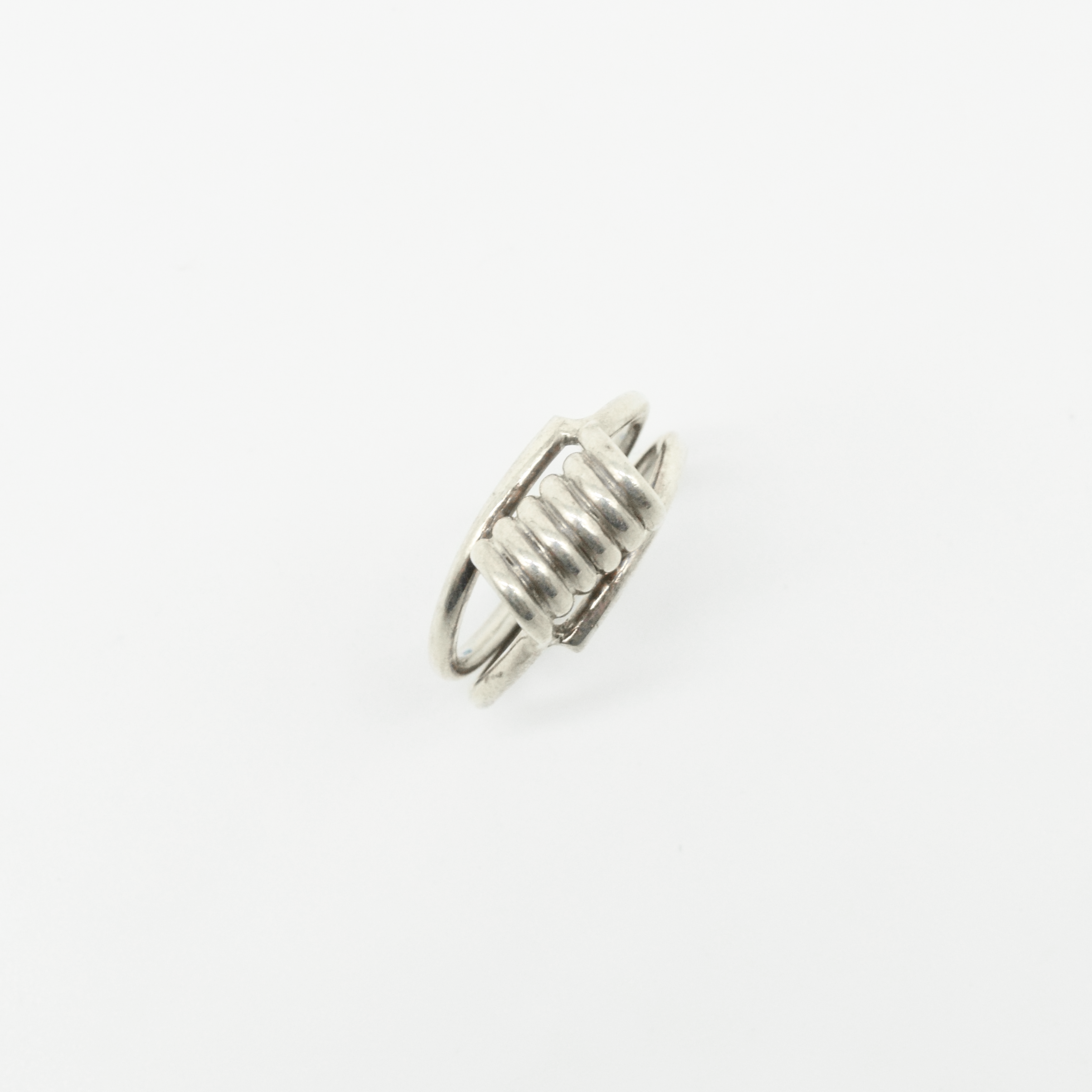 Simple Spiral Ring in 925 Silver Secondary image