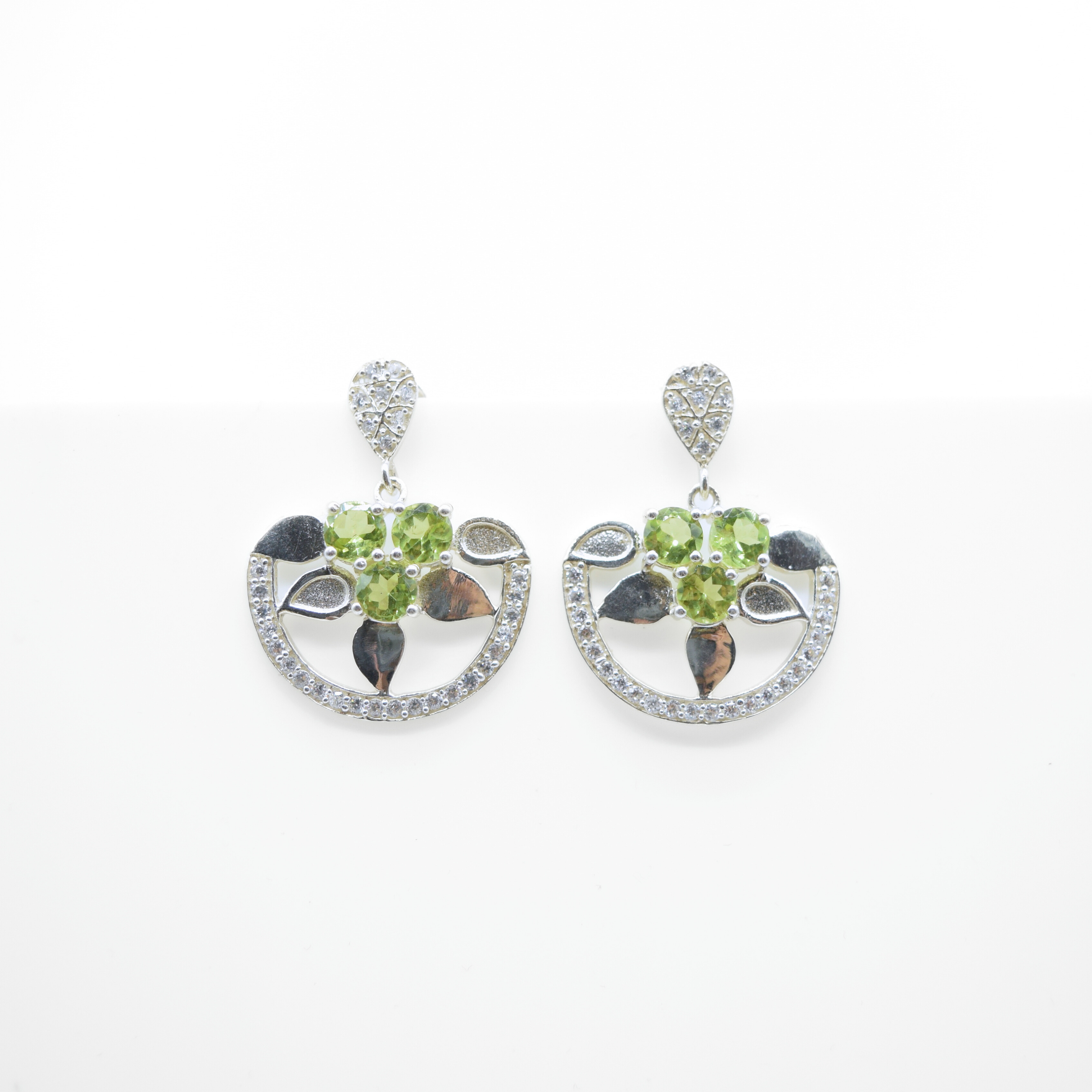 Floral Peridot Earrings in 925 Silver