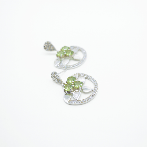 Floral Peridot Earrings in 925 Silver