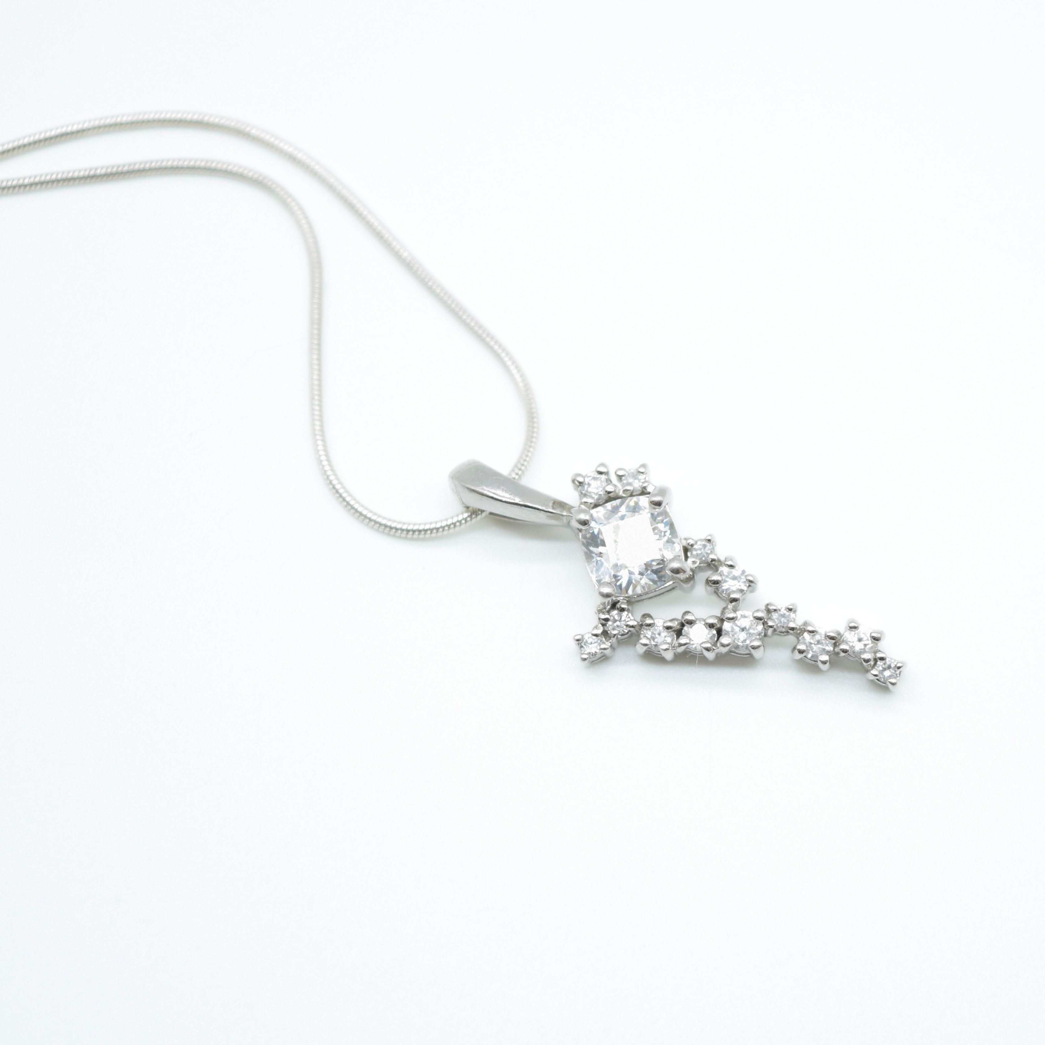 Constellation Zircon Pendant in 925 Silver