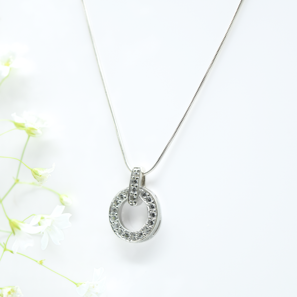 Cubic Zirconia Circle Pendant in 925 Silver