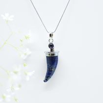 Lapis Lazuli Shark's Tooth Pendant with an Amethyst Accent in 925 Silver