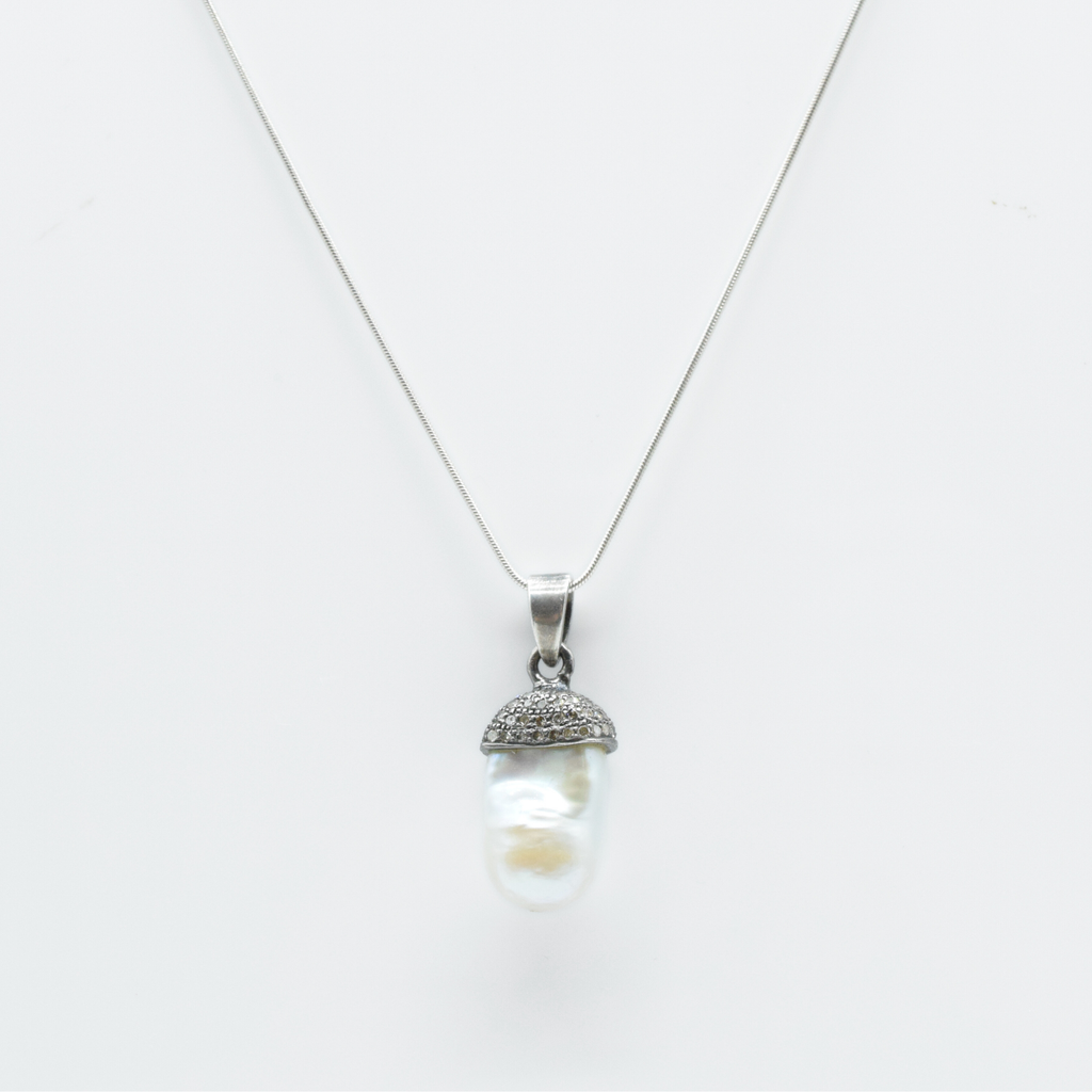 Baroque Pearl & Diamond Pendant in 925 Silver