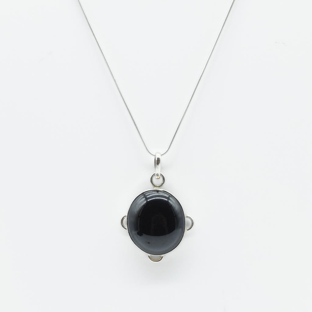 Oval Cabochon Black Onyx Pendant in 925 Silver