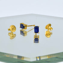 Blue Sapphire Earrings in 18K Yellow Gold