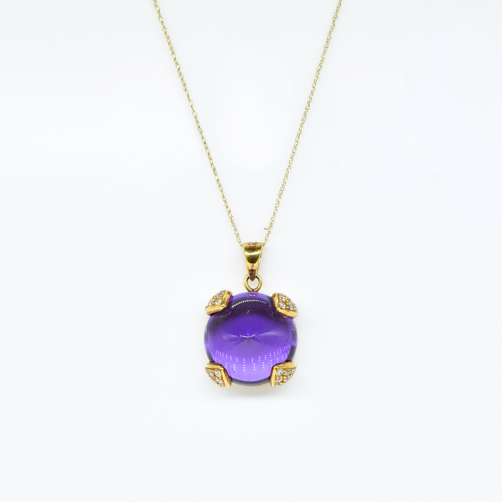 The Amara Pendant