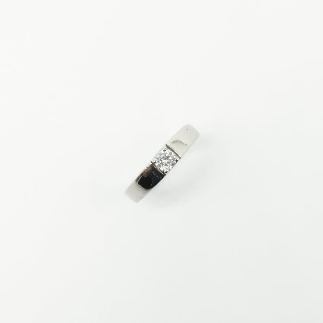 Classic Zircon Ring in 925 Silver - IAC Galleria