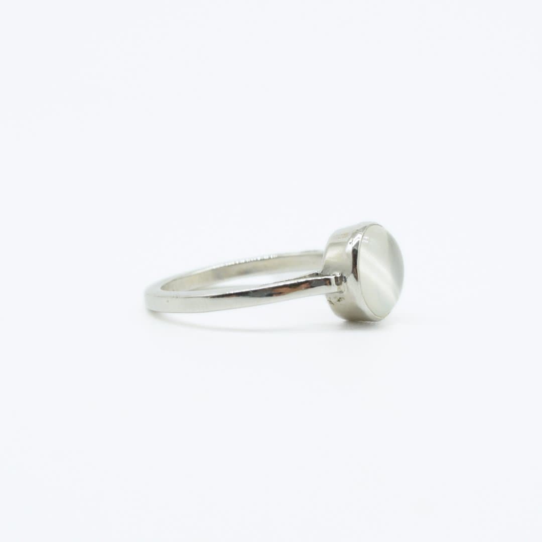 Simple Cat's Eye Moonstone Ring in 925 Silver - IAC Galleria