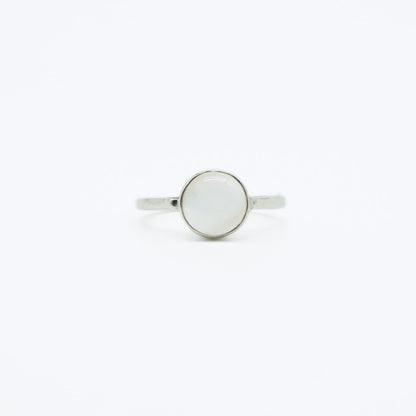 Simple Cat's Eye Moonstone Ring in 925 Silver - IAC Galleria