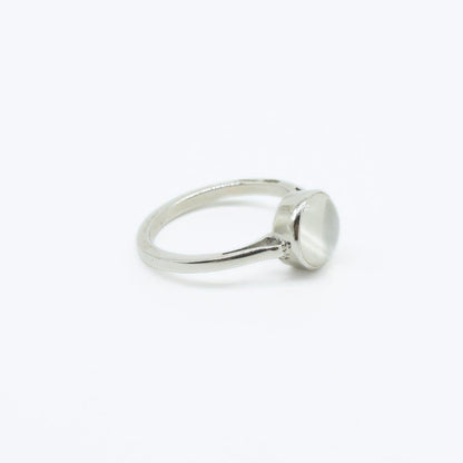 Simple Cat's Eye Moonstone Ring in 925 Silver - IAC Galleria