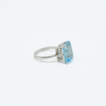 Step-cut Blue Topaz Ring in 925 Silver - IAC Galleria