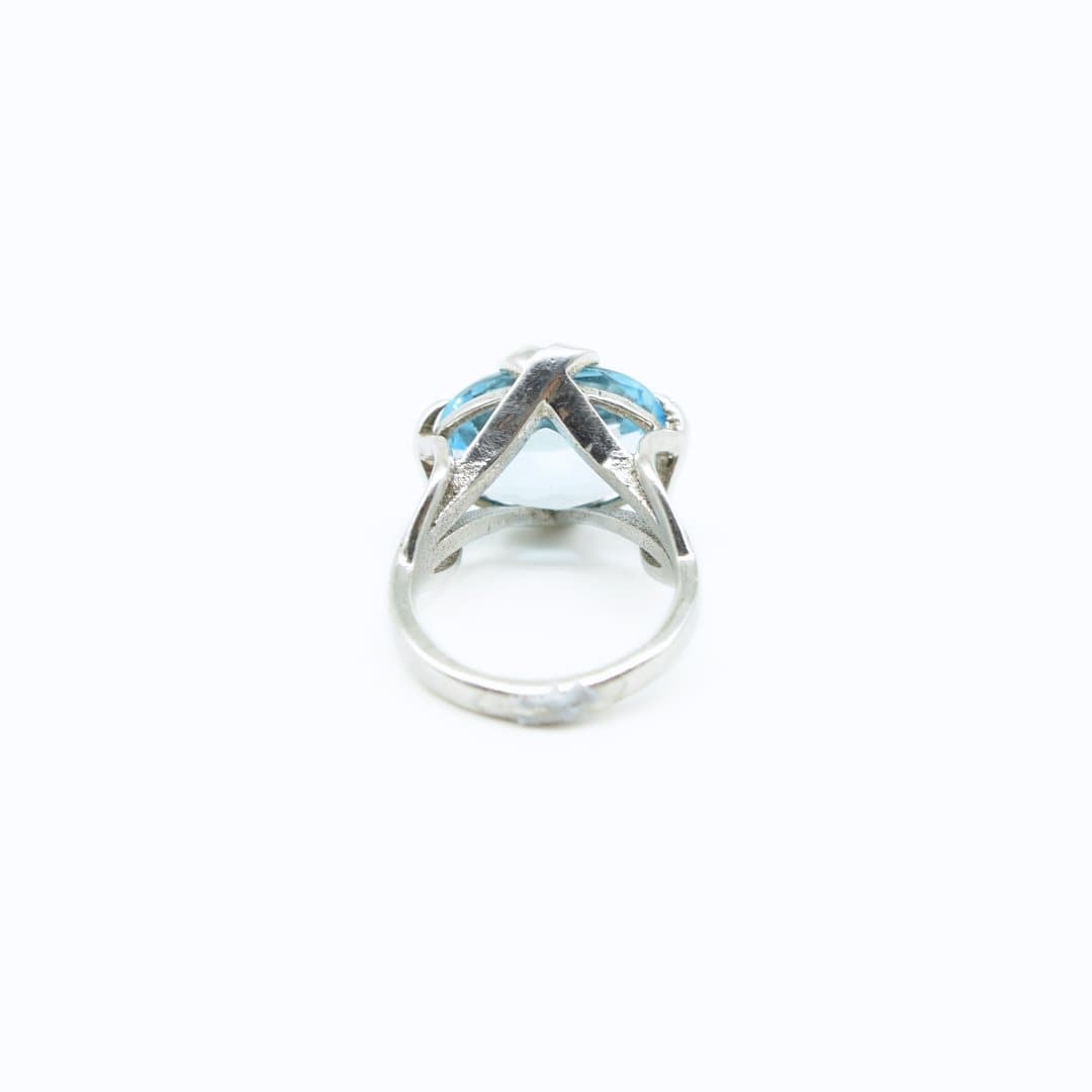 Stunning Blue Topaz Cocktail Ring in 925 Silver - IAC Galleria