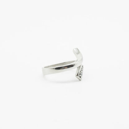 Zircon Ring with an Overlapping Band in 925 Silver - IAC Galleria